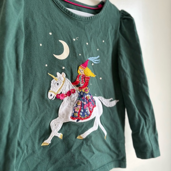 Mini Boden Girls Magical Appliqué Long Sleeve Trekking Green Princess Size 4-5 - Picture 5 of 9